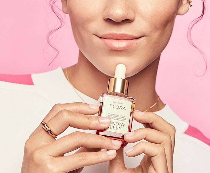 6 Best Natural Oils for Your Skin Type, According to Dermatologists