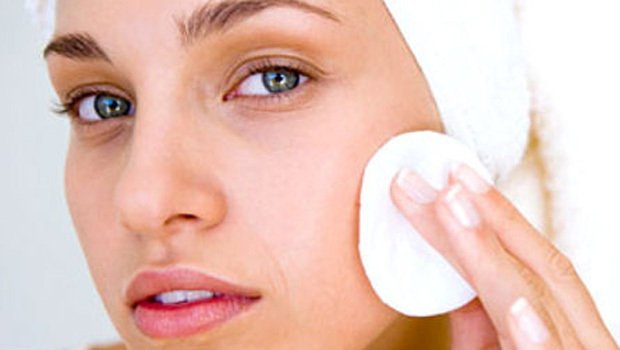 Six Types of Food You Need to Stop Eating to Avoid Acne
