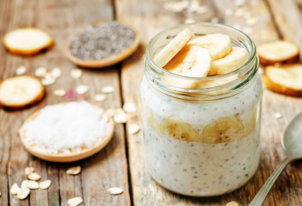 High Protein Diet How To Make Flaxseed, Walnut And Banana Smoothie