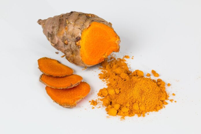 10 Skin Benefits of Turmeric and Ways to Use It