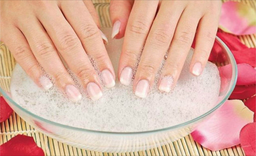 How to Remove Acrylic Nails Without Damaging Your Nails