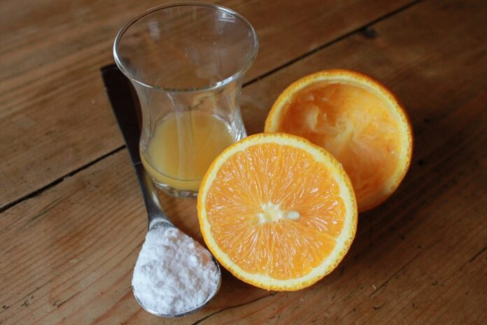 3 DIY Baking Soda Face Mask Recipes For Dark Spots & Acne Scars