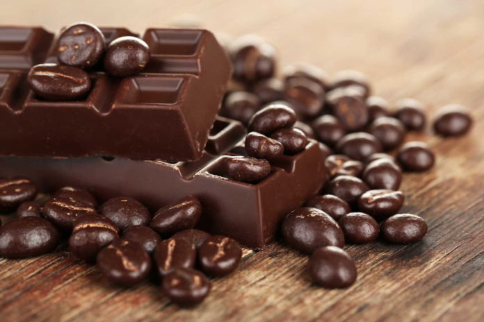12 Surprising Health And Beauty Benefits Of Dark Chocolate For You