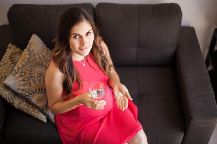 7 Safe Ways To Treat Pimples During Pregnancy