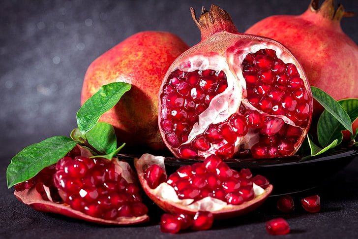 Why is pomegranate extract found in beauty supplements?