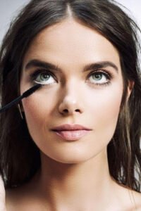 Can You Make Your Eyes Bigger with Makeup?