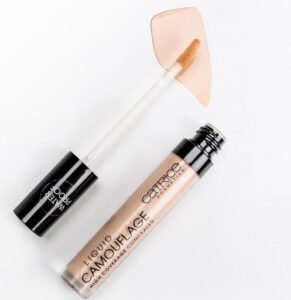 How to Choose Between a Liquid Concealer and Creamy Concealer?