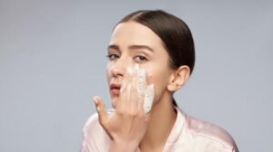 Tips To Select A Face Wash According To Your Skin Type